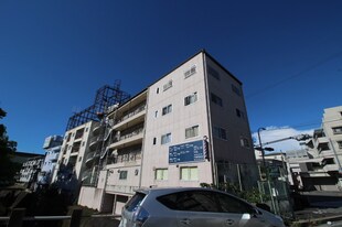 谷川第2マンションの物件外観写真